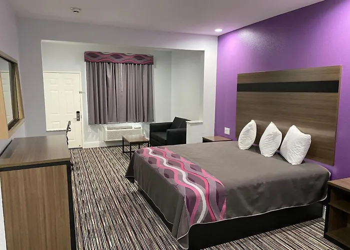 Palace Inn Crosby